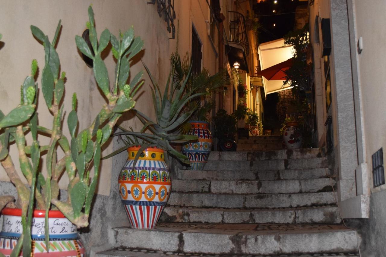 Casa Amelia - Charme In Taormina Villa Eksteriør bilde